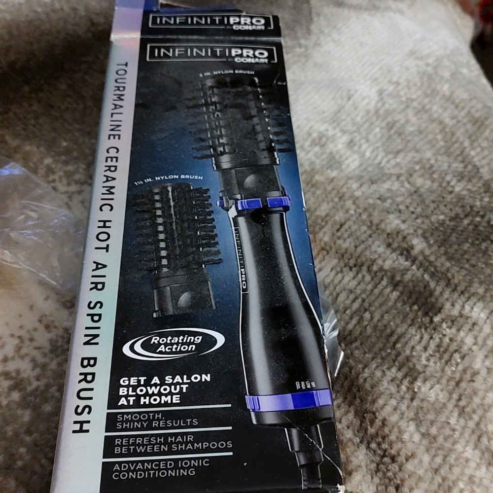 ConAir Infinity Pro Tourmaline Ceramic Hot Air Spin Brush